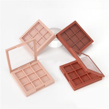 9 Colors Empty Eyeshadow Palette